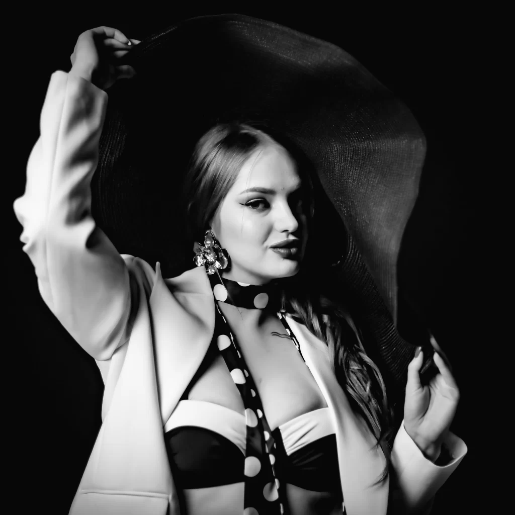STUDIO - EDITORIAL